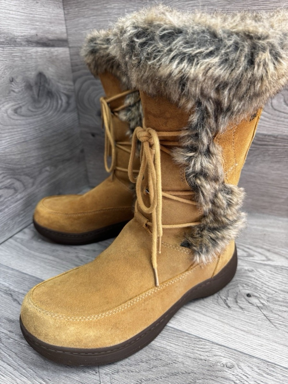 L.L. Bean Tan Suede Winter Boots with Faux Fur Trim Size 8.5 Medium